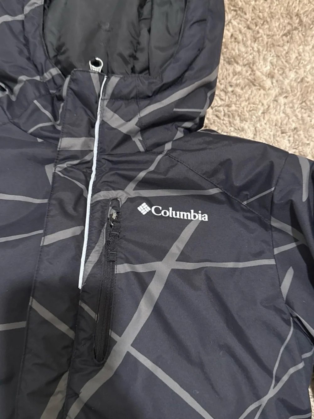 Columbia Black and Gray Kids Hooded Puffer Jacket Medium 10/12